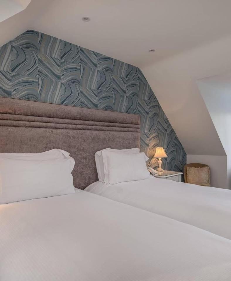 The Stanwick Hotel Bagian luar foto