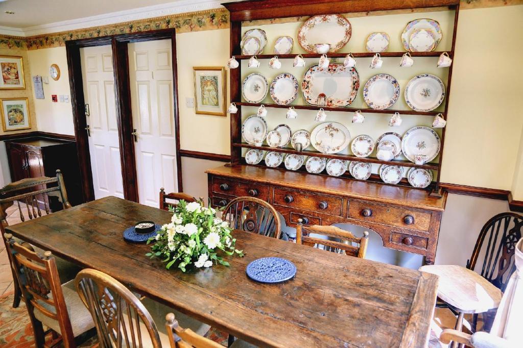 The Stanwick Hotel Bagian luar foto